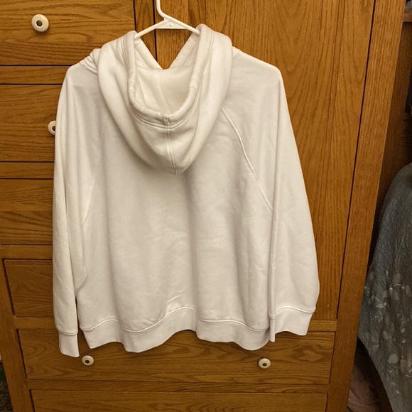 Sweatshirt - Picture 2 of 7